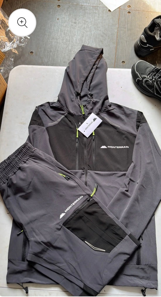 Mountain tracksuit