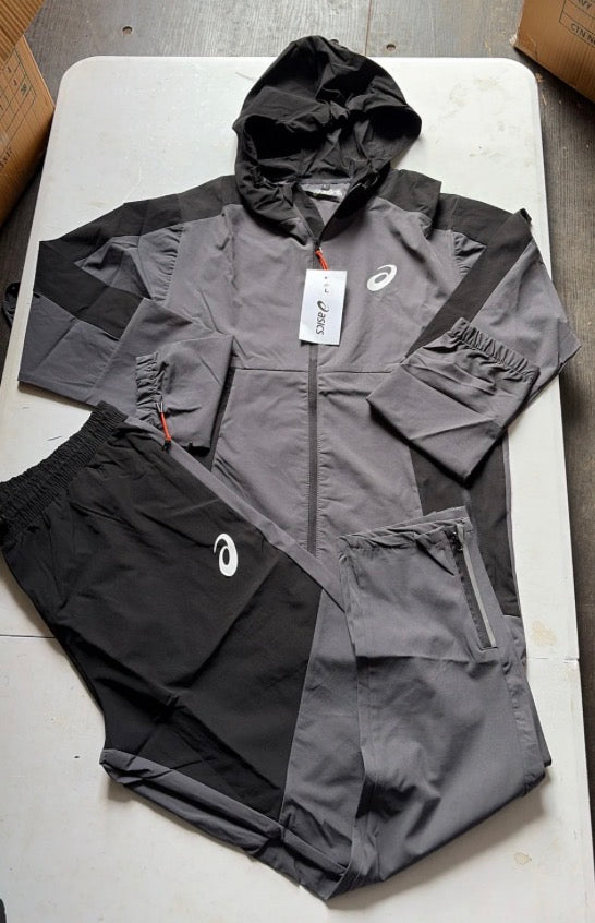 Asix tracksuit