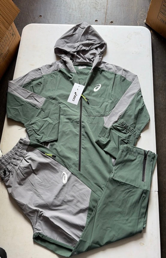 Asix tracksuit